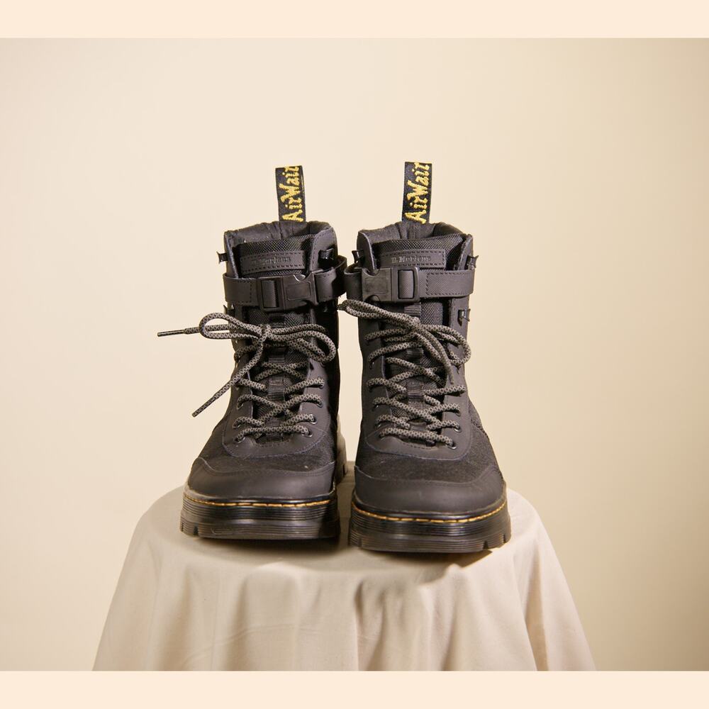 Dr. Martens Combs Tech Boots Men’s 11 Women’s 12 Black Utility Combat